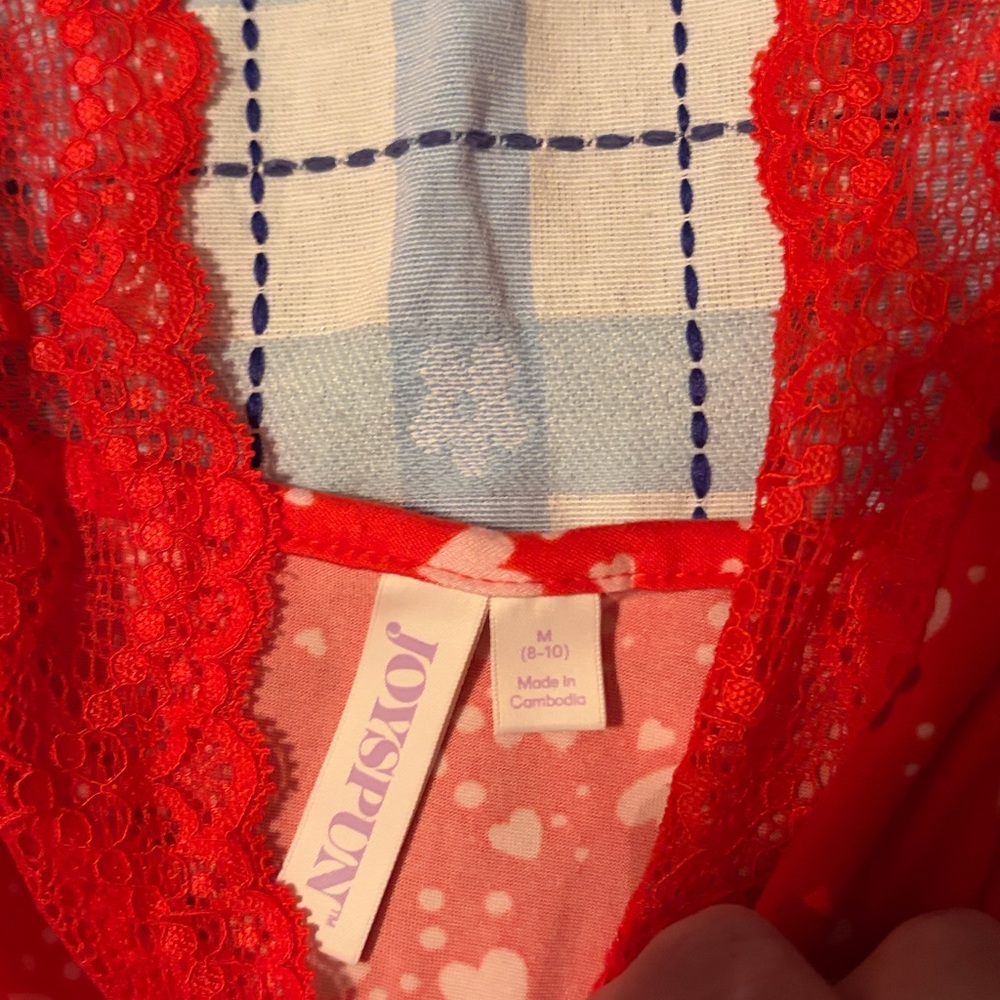 Red Lace Heart Pattern Nightgown - Picture 3 of 4